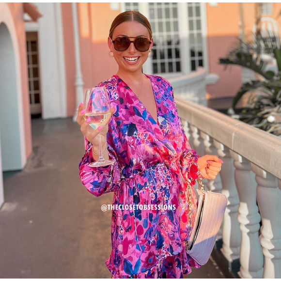 ZARA BLOGGER FAVE!!! V-Neck Dress with Flounced Hem NWT - Picture 4 of 16